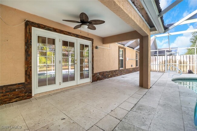 Building Photo - 15028 Savannah Dr