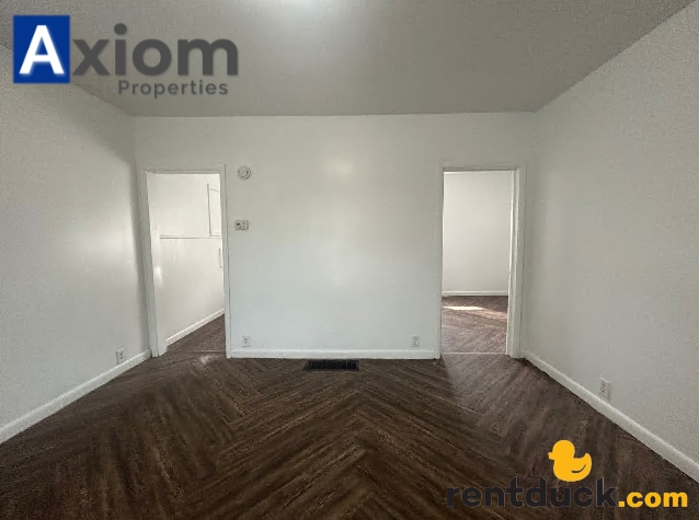 Building Photo - 217 W Sherman-