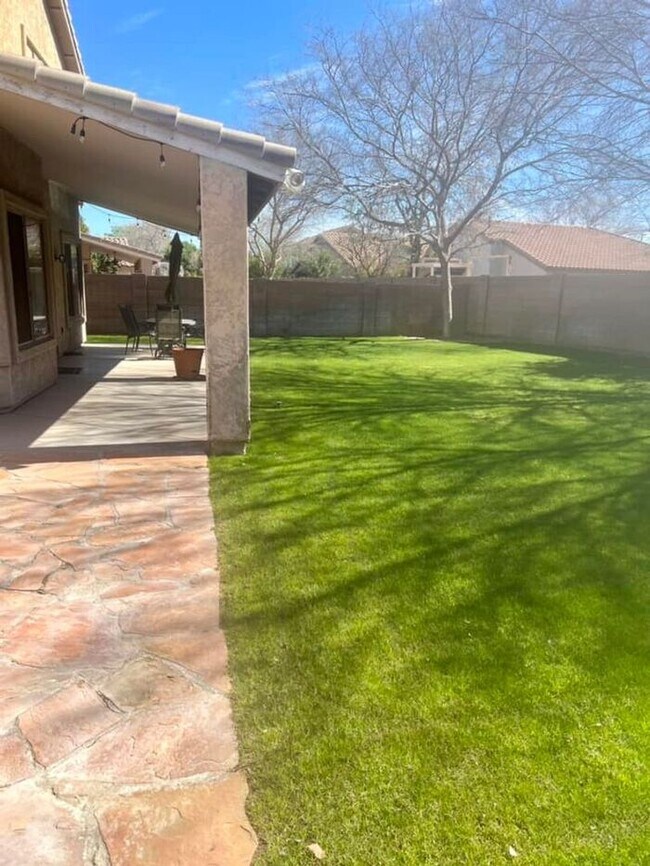 Building Photo - 5-bedroom in the heart of Gilbert