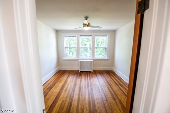 Building Photo - 30 Boyden Pkwy