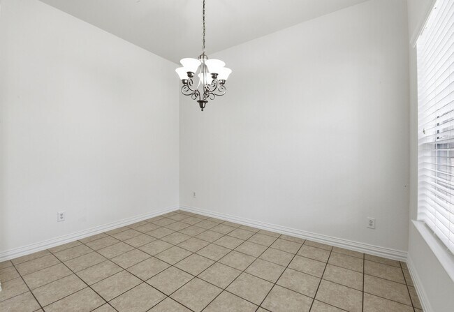 Building Photo - 16023 Powder Springs Ln