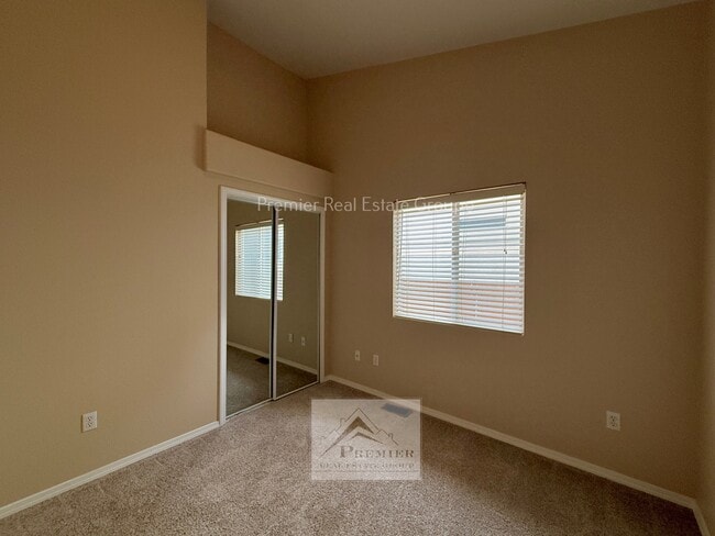 Building Photo - 6769 Ventana Ln