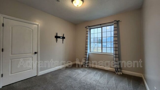 Building Photo - 203 N 1200 W