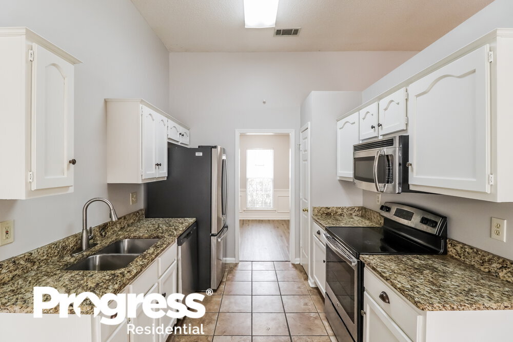 Building Photo - 9309 Garden Woods Cove