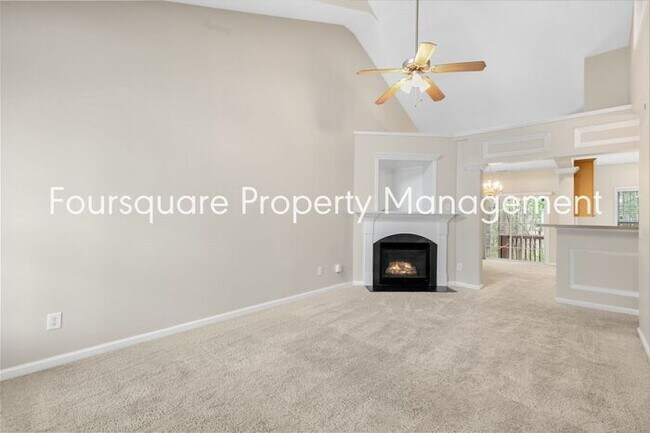 Building Photo - Single Family Home| 1st Floor Master Bedro...