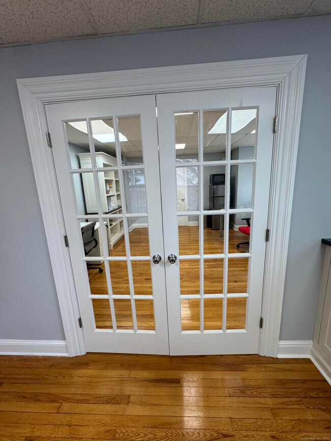 Building Photo - 211 Montowese St