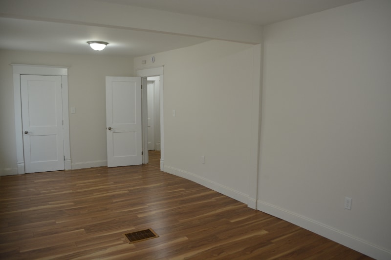 Building Photo - 225 Thieme Pl