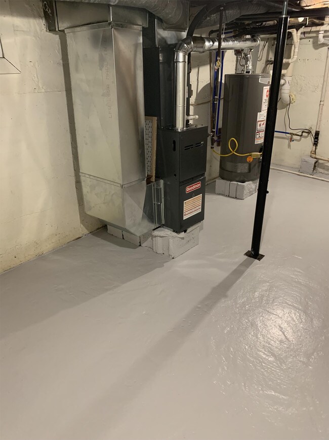 Building Photo - 6309 E Pea Ridge Rd