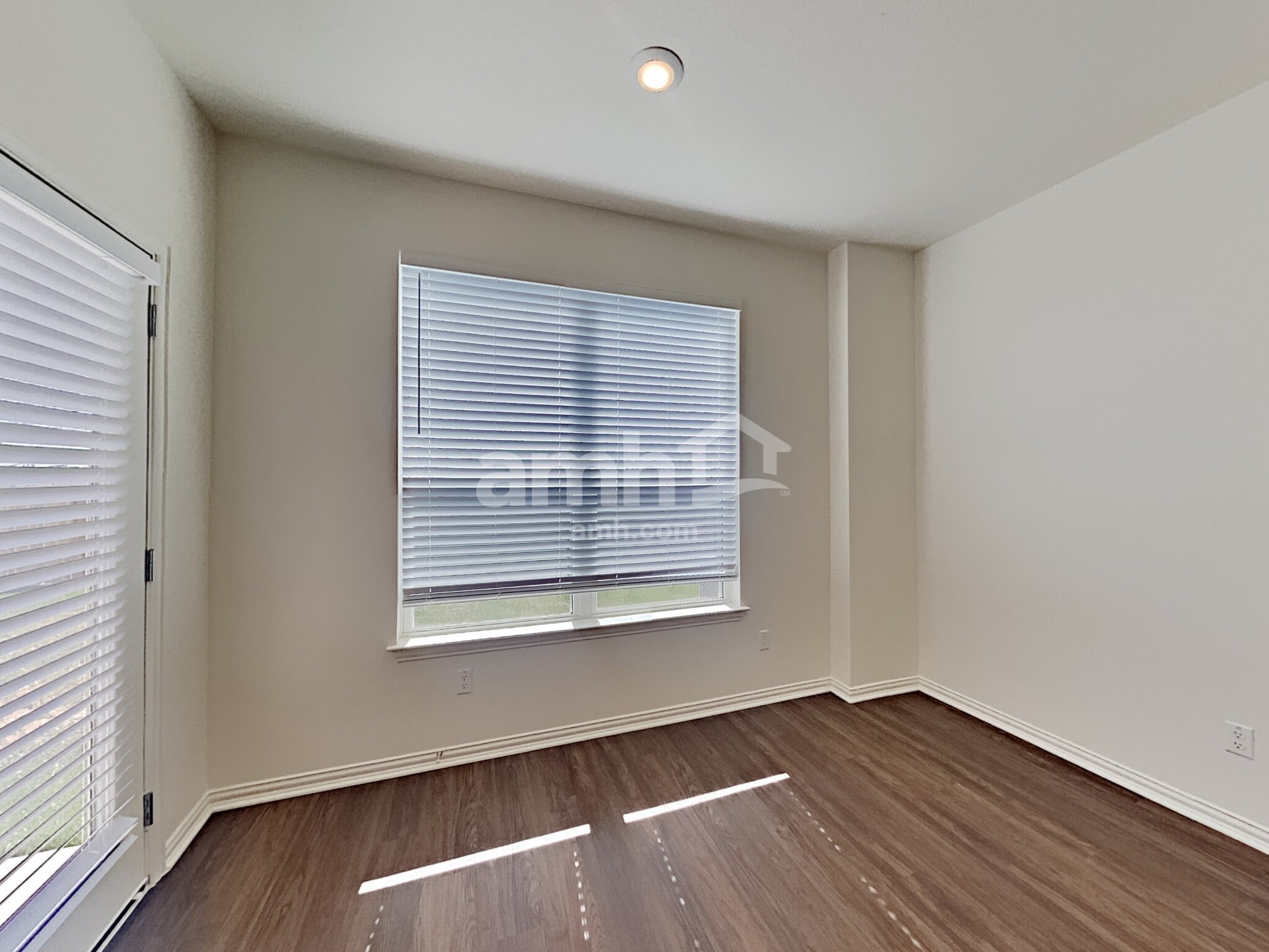 Building Photo - 325 Pebble Beach Run