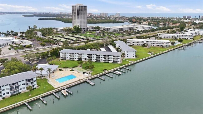 Building Photo - 769 John Ringling Blvd