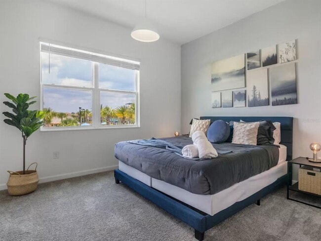 Building Photo - 1043 Splash Shot Pl