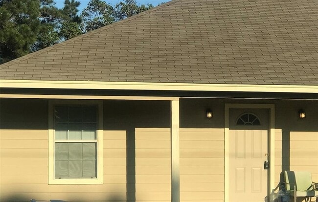 Building Photo - 90 County Rd 2269