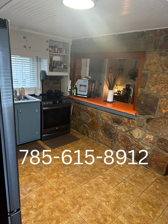 Building Photo - 26578 Missouri Blvd