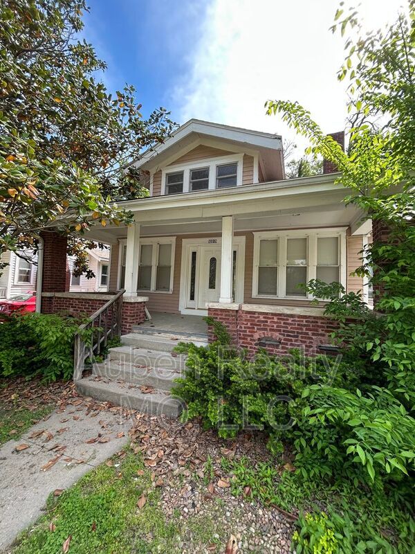 Primary Photo - 5319 Charlotte St