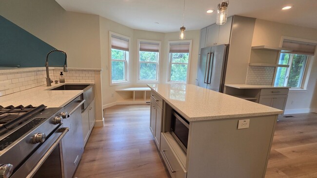 Building Photo - 5977 Scotswood Ct