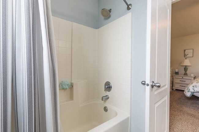 Building Photo - Just listed home for rent!