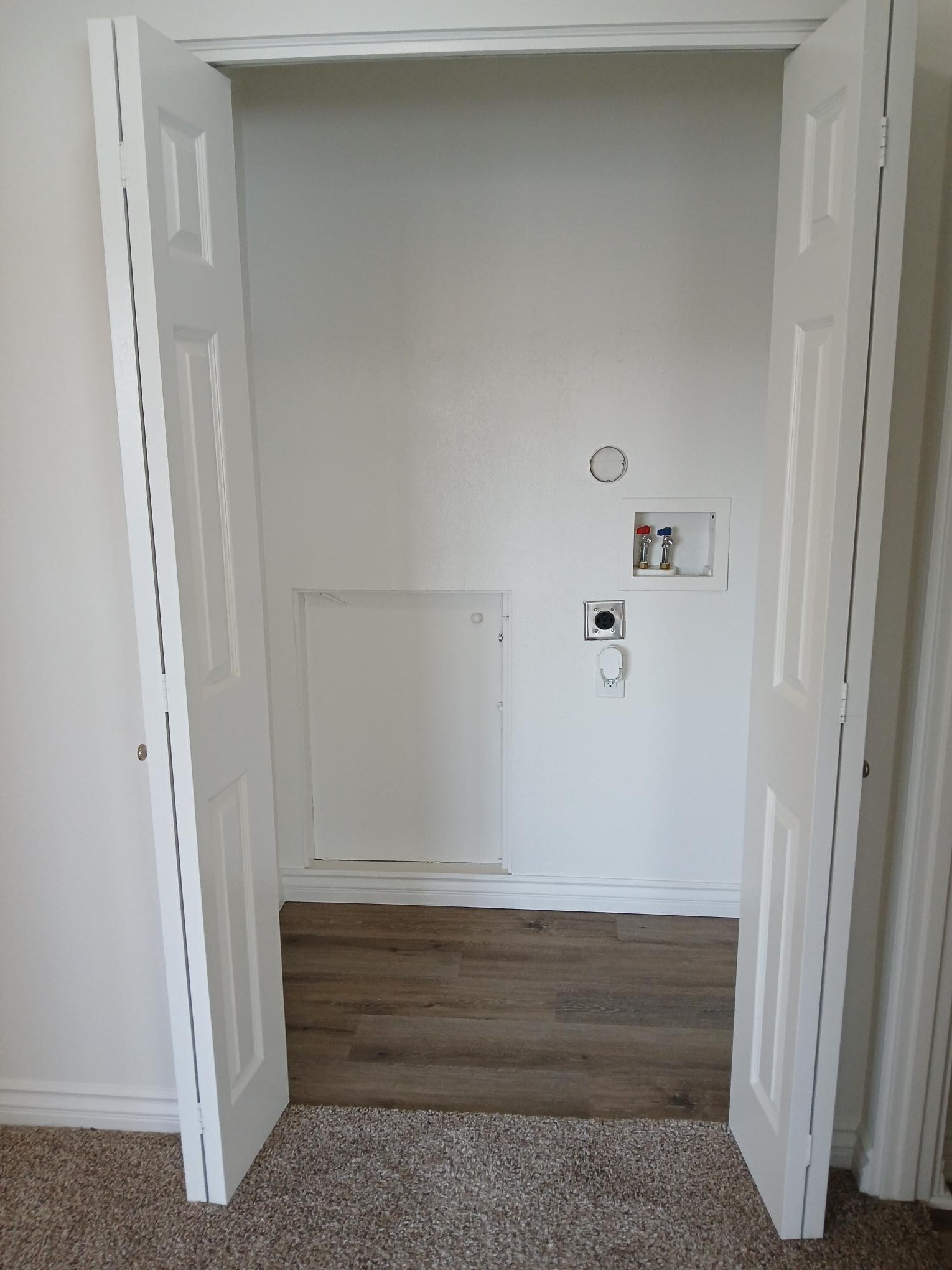 Building Photo - 837 Amigos Way