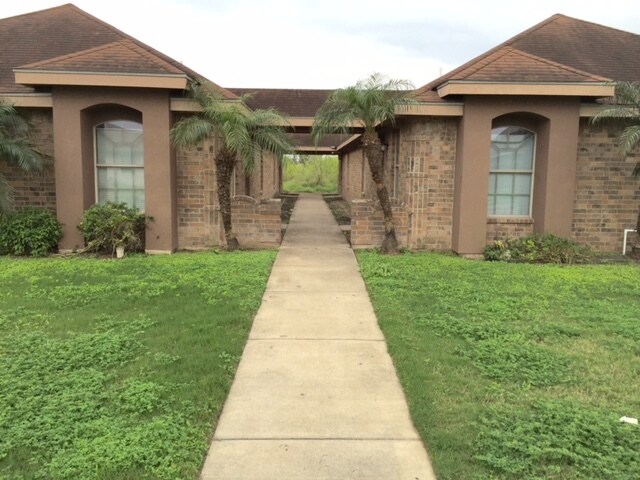 Building Photo - 801 W Bronze Dr