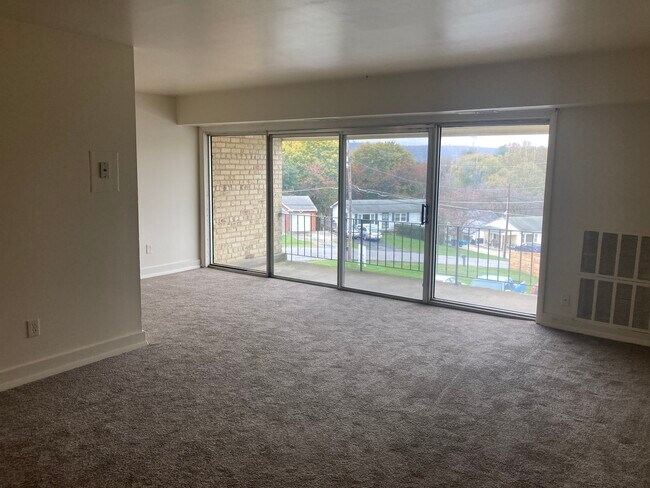Living Room - 620 6th Ave
