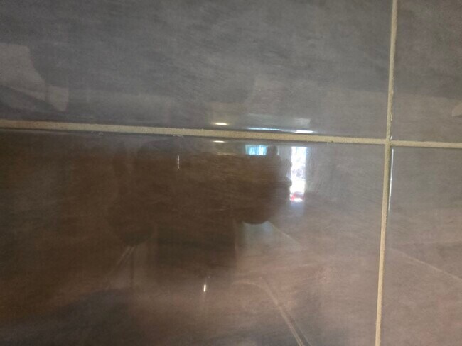 Building Photo - 1010 Adams Ave