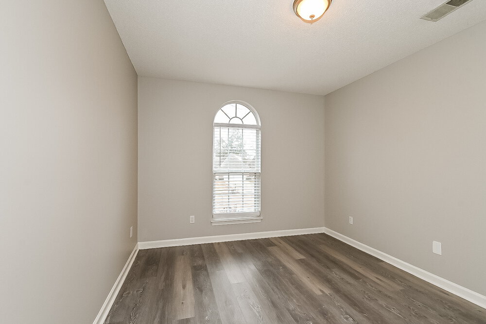 Building Photo - 5899 Michaelson Dr