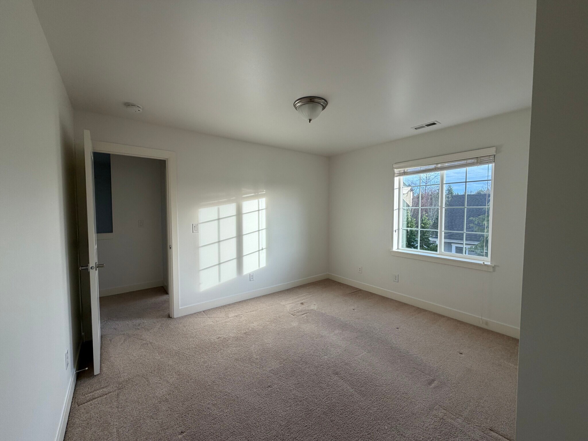 Building Photo - 12709 176th Pl NE