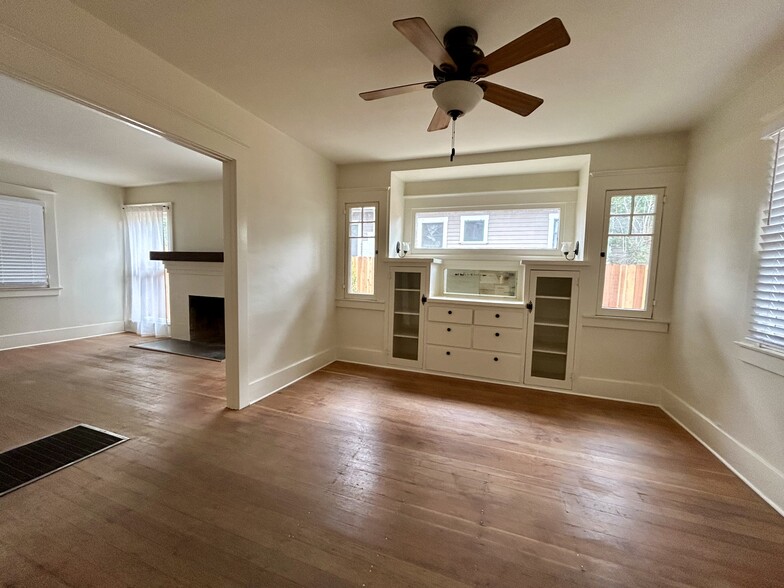 Dining room with original built-in cabinets. - 3442 1st St