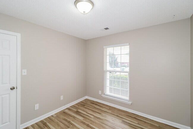 Building Photo - 2744 Dry Well Cove