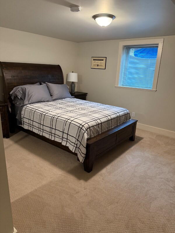 Building Photo - 15515 SE River Forest Dr