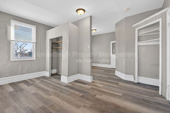 Building Photo - 2100 Adelaide Ave