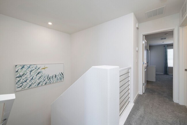 Building Photo - FULLY FURNISHED BRAND NEW TOWNHOME WITH 3 ...