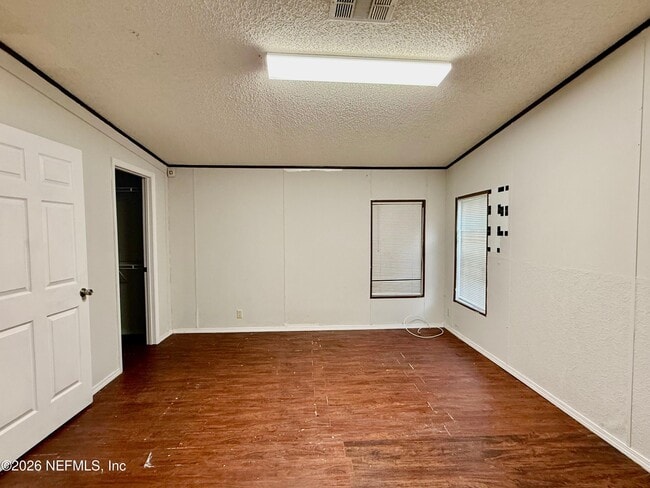 Building Photo - 2262 Chaffee Rd S