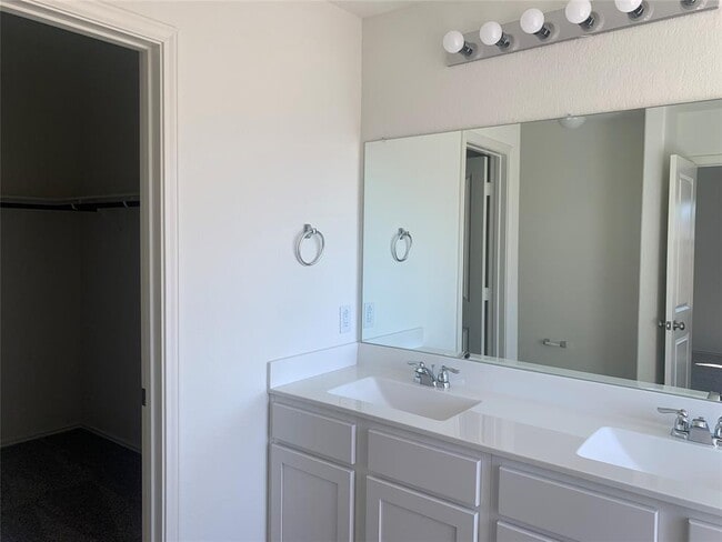 Building Photo - 21504 Quick Fox Dr