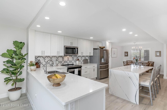 Building Photo - 1525 S Atlantic Ave