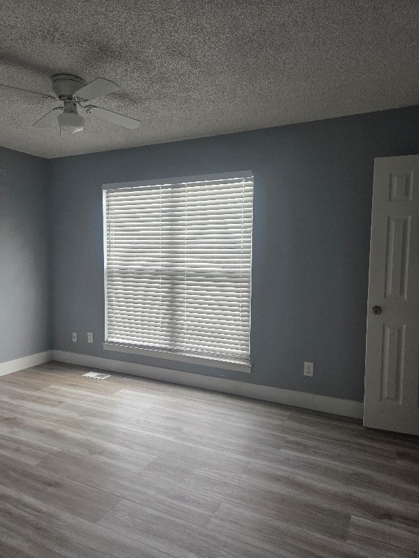 Building Photo - 6160 Fenton St