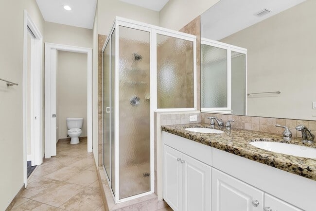 Building Photo - 3432 NE 15th Ave