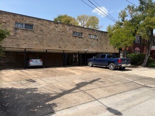 Building Photo - 4624 Bell St