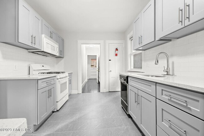 Building Photo - 12 Grigg St