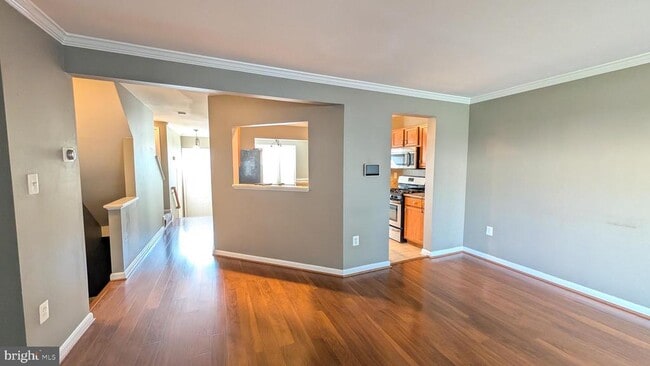 Building Photo - 424 Lilac Terrace NE