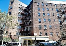 Building Photo - 55-05 Woodside Ave