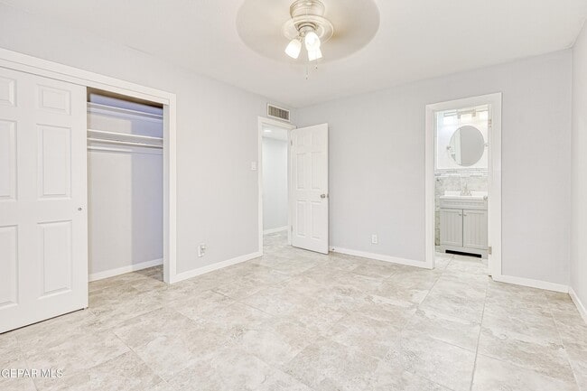 Building Photo - 6200 Palo Alto Ave