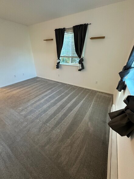 Building Photo - 357 Lighthouse Dr