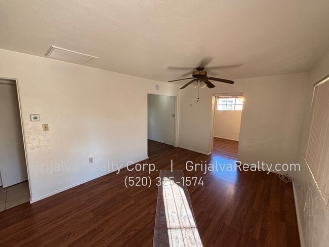 Building Photo - Cute 2 Bedroom House for Rent - Close to Reid Park  (22nd St/Tucson)