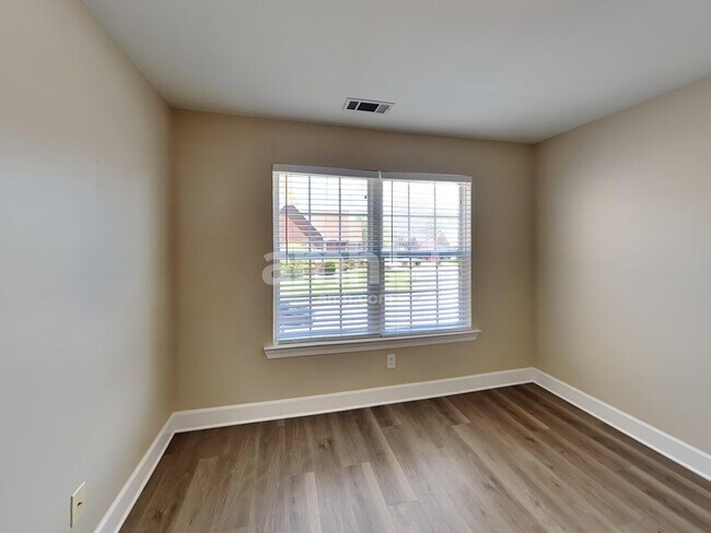 Building Photo - 4127 Lazarus Way