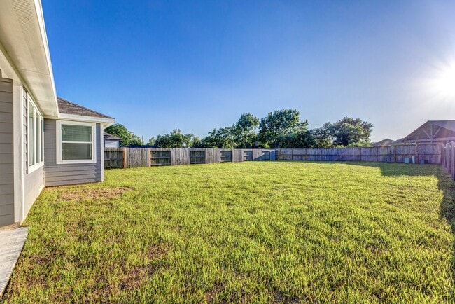 Building Photo - 4802 Seabourne Landing Dr