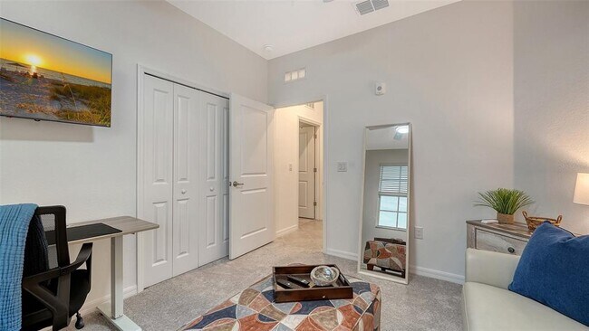 Building Photo - 12140 Wellen Golf St