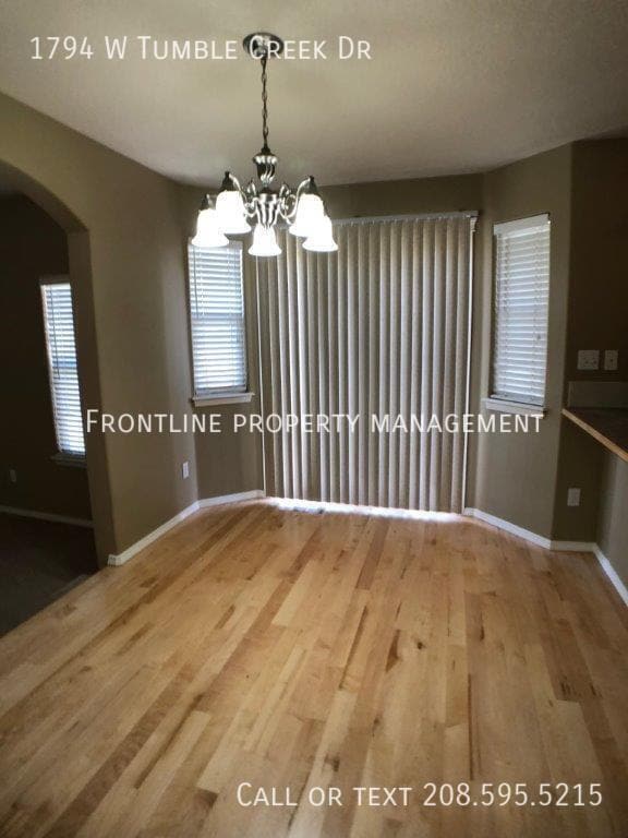 Building Photo - 1794 W Tumble Creek Dr