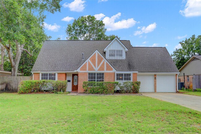 Building Photo - 9631 Fairdale Ln