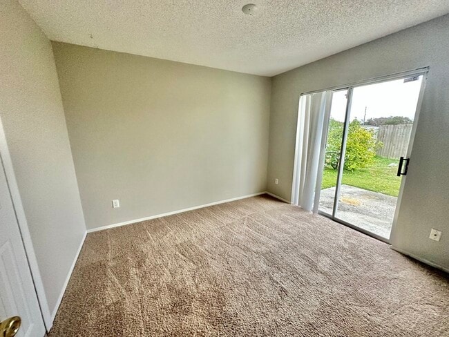 Building Photo - 7864 Sagebrush Pl