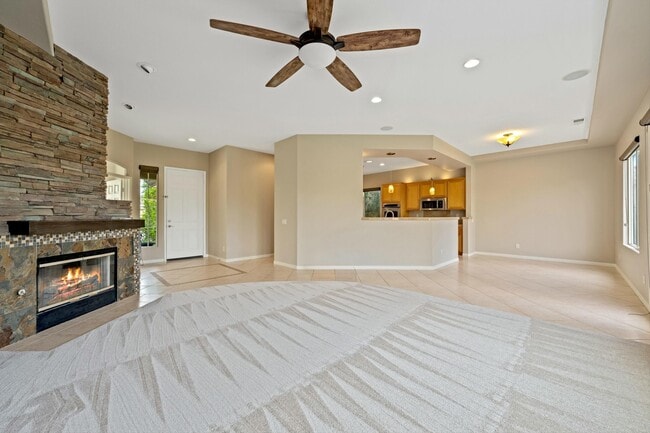 Building Photo - 79862 Amora Dr